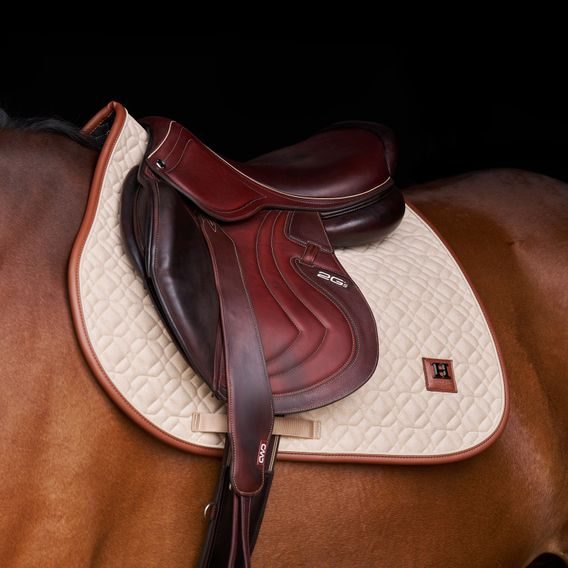 Podsedlová dečka HV Polo Luxi Kolekce 2026