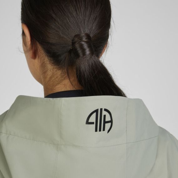 Pláštěnka Pikeur Athleisure Rainponcho 1843 Kolekce 2025