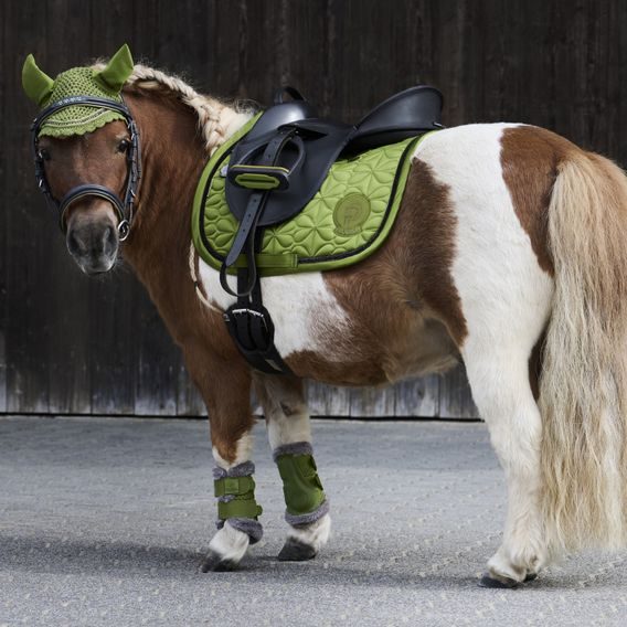 Podsedlová dečka Eskadron Platinum Mattgloss Bow Shetty Kolekce 2024/25