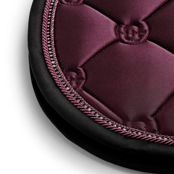 Podsedlová dečka Equestrian Stockholm Crystal Shine Mauve Wine Kolekce 2026/27