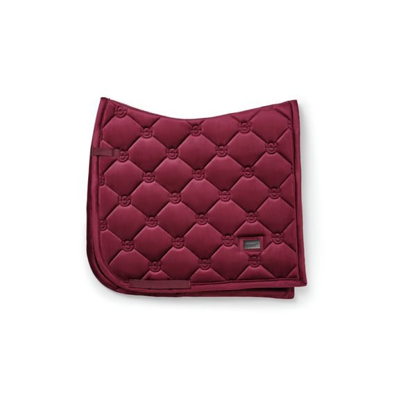Podsedlová dečka Equestrian Stockholm Velvet Merlot Kolekce 2026/27