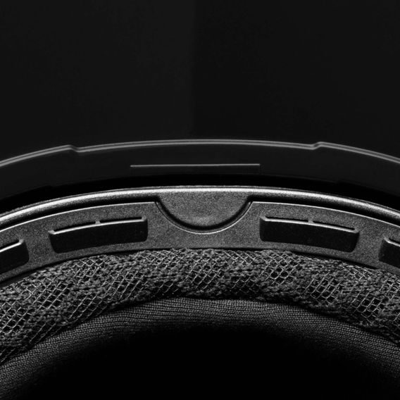 Jezdecká helma Equiline Xanto Sun Visor