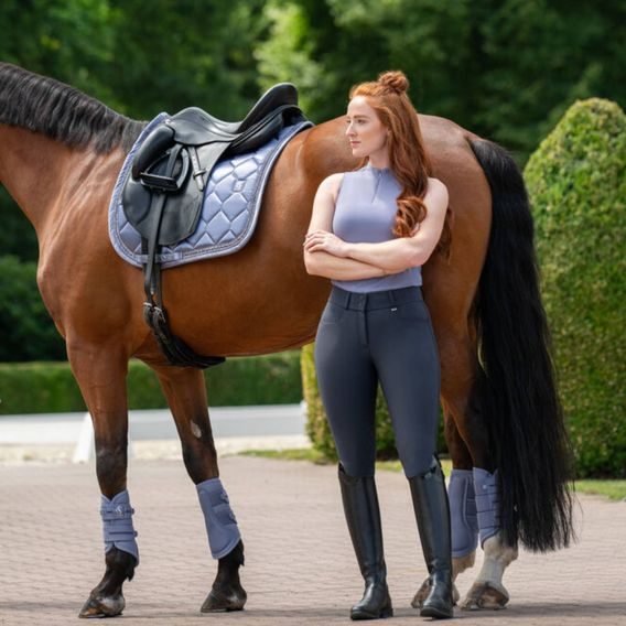 Podsedlová dečka Eskadron Classic Sports Satin Frills Kolekce 2026