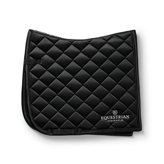 Podsedlová dečka Equestrian Stockholm Line Black Kolekce 2026