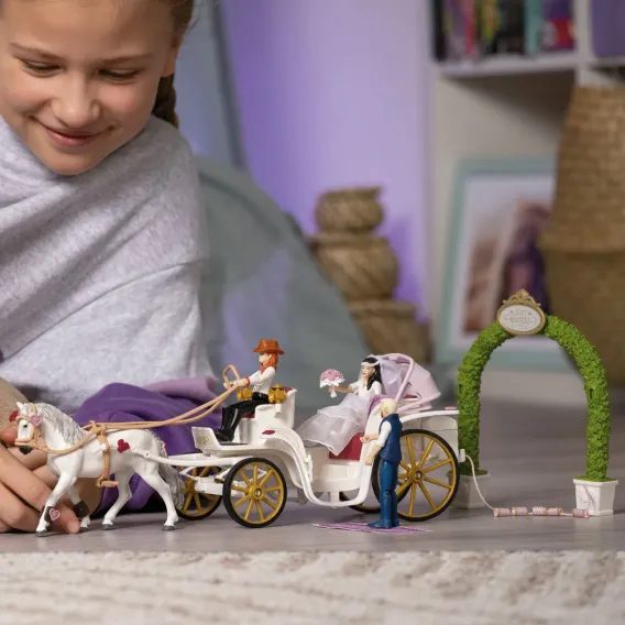 Schleich 42641 - Svatební kočár a příslušenství