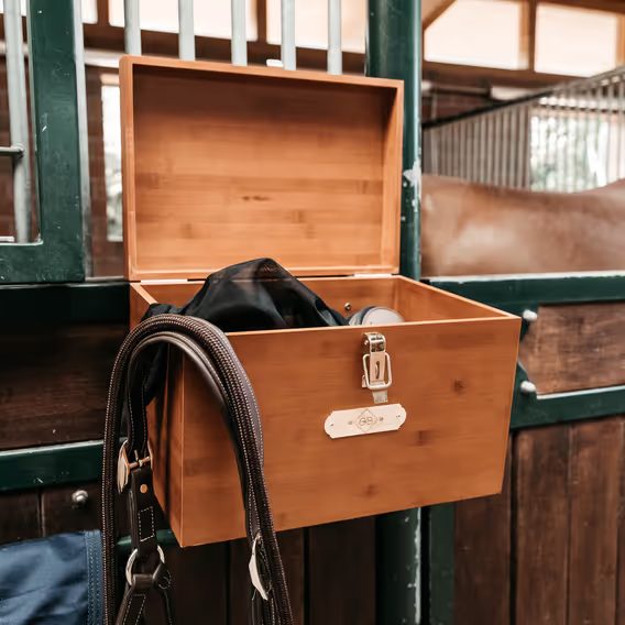 Bedna na čištění na box Kentucky Stable Tack box