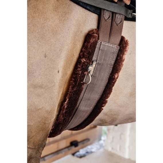 Podbřišník Kentucky 42401 s beránkem