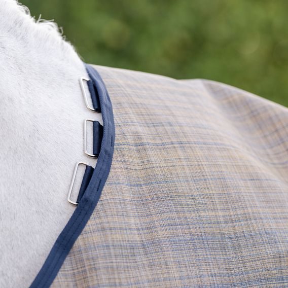 Deka výběhová Amigo Hero 900 Revive Plus 50g s krkem NEW