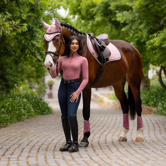 Podsedlová dečka LeMieux Suede Square Blossom Kolekce 2025
