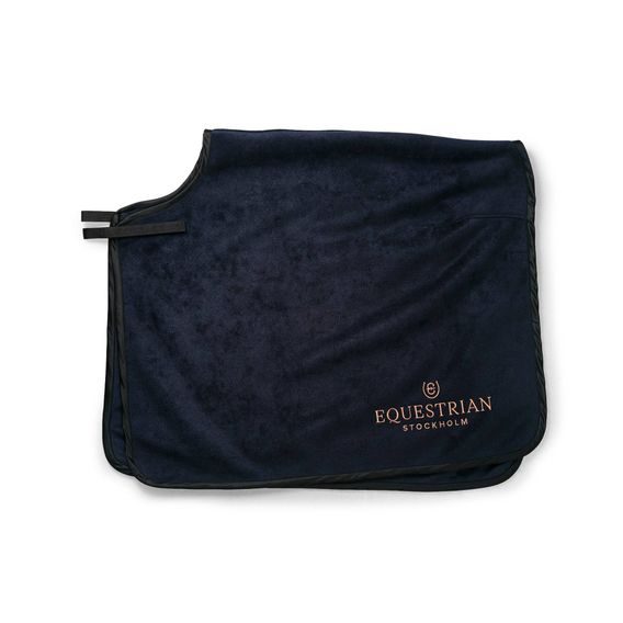 Deka bederní Equestrian Stockholm Heavy Fleece Dark Ocean Kolekce 2025