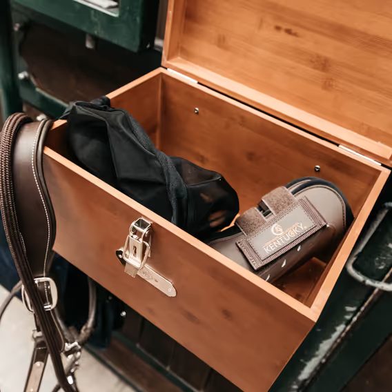 Bedna na čištění na box Kentucky Stable Tack box