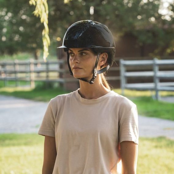 Jezdecká ochranná helma KASK Nemesi Shine Lady