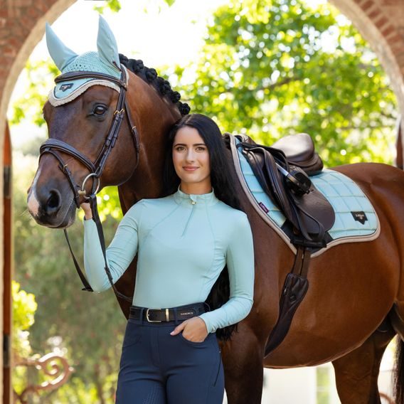 Podsedlová dečka LeMieux Loire Satin Aqua Kolekce 2025