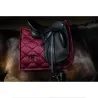 Podsedlová dečka Equestrian Stockholm Velvet Merlot Kolekce 2026/27