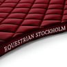 Podsedlová dečka Equestrian Stockholm Line Bodeaux Kolekce 2026