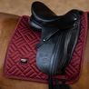 Podsedlová dečka Equestrian Stockholm Modern Bordeaux