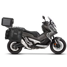 KOMPLETNÁ SADA SEDLOVÝCH BRAŠNÍ SHAD TERRA TR40 ADVENTURE A HLINÍKOVÉHO KUFRA SHAD TERRA BLACK 37L VRÁTANE MONTÁŽNEJ SADY SHAD HONDA X-ADV 750