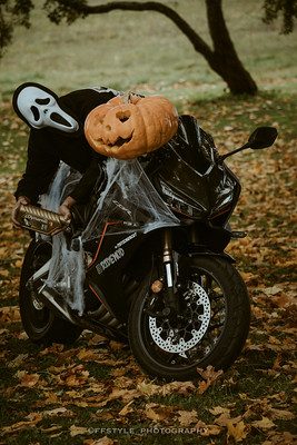 Halloween Photoshoot 👻