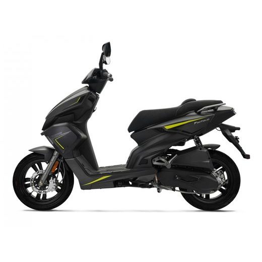 MOTOROLLERIS KEEWAY FACT EVO 125 E5 MATT MELNS