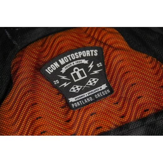 JAKA HOOLIGAN ULTRABOLT JACKET (PELĒKS)