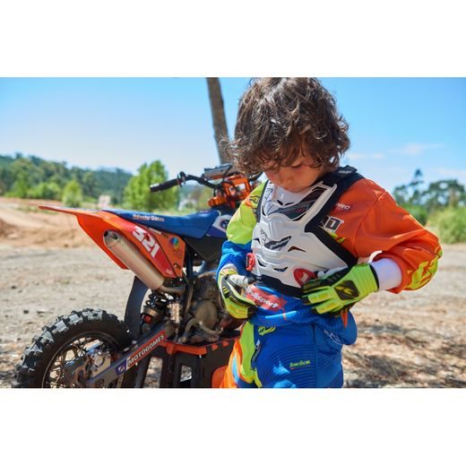 KRŪŠU AIZSARGS POLISPORT PHANTOM MINI 8003800001 MELNS