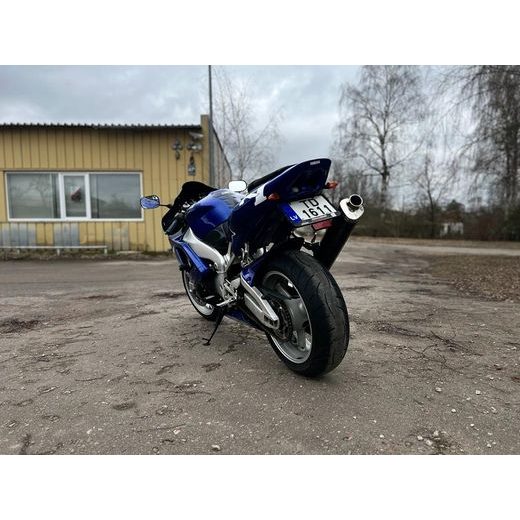 YAMAHA YZF-R1