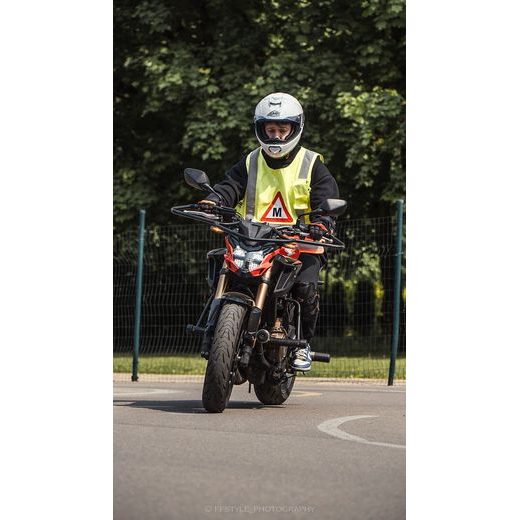 DROŠA BRAUKŠANA AR MOTOCIKLU