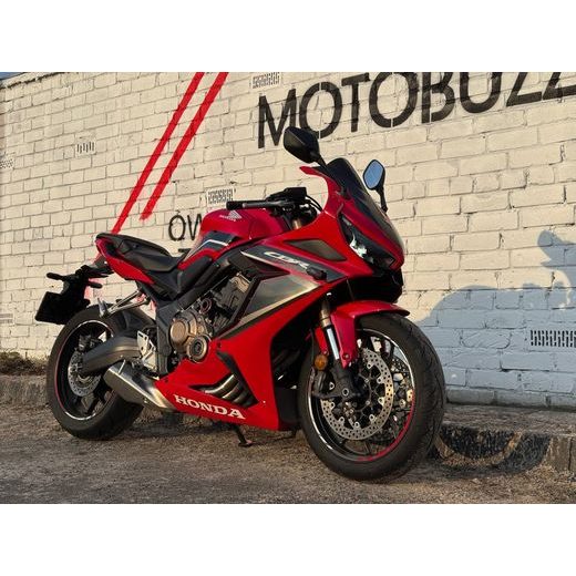 HONDA CBR 650R