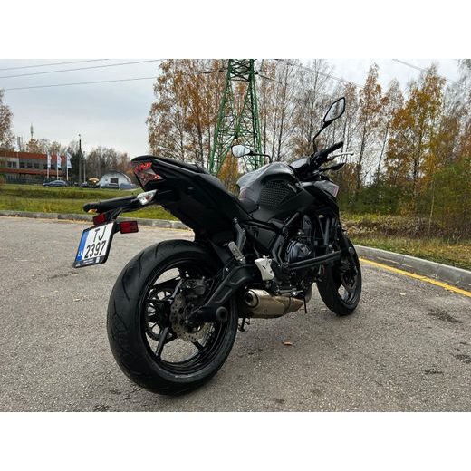 KAWASAKI Z650