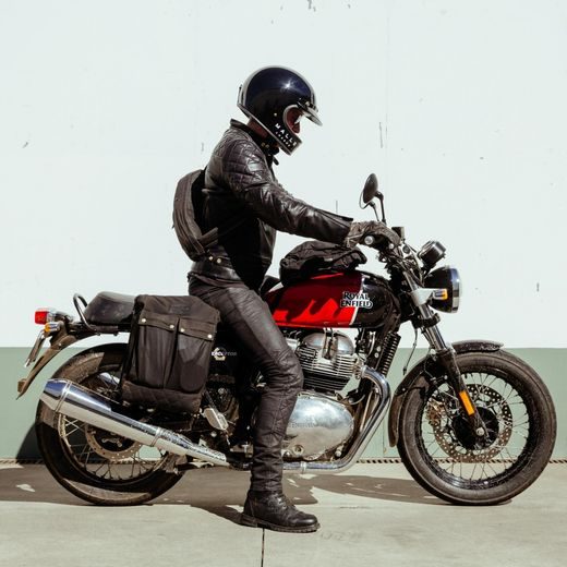 MOTOCIKLS ROYAL ENFIELD INTERCEPTOR SUNSET STRIP