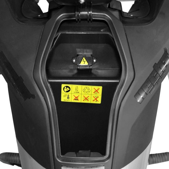 HECHT STRATIS BLACK - Scuter electric