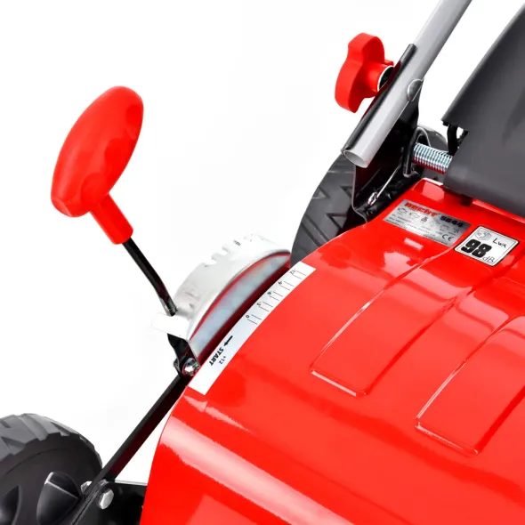 HECHT 5644 - AERATOR PE BENZINĂ 2 ÎN 1