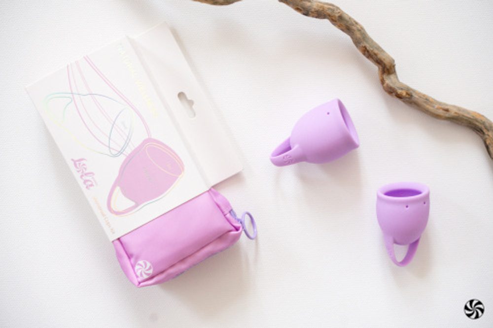 Lola Games Sada menstruačních kalíšků Natural Wellness Levandulová Orchidea 2 ks (obrázek 6)