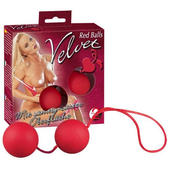 Velvet red balls