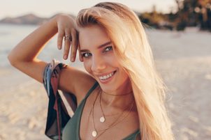 Vous rêvez d’avoir des yeux couleur mer ? Les lentilles de contact bleues exaucent votre souhait !