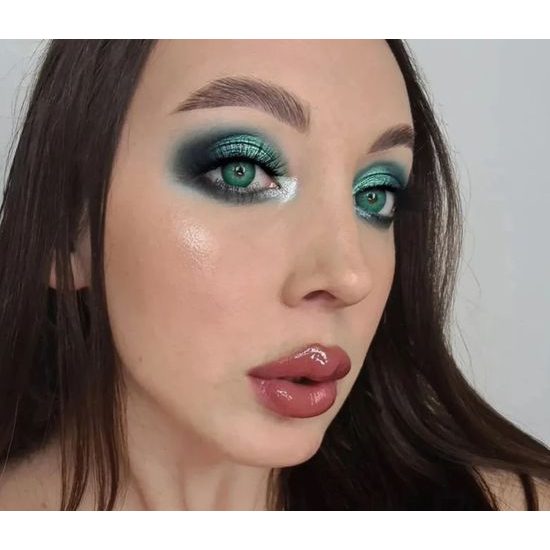 AMAZON GREEN Contact Lenses