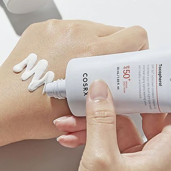 Cosrx Opalovací krém Vitamin E Vitalizing Sunscreen SPF 50+ (50 ml)