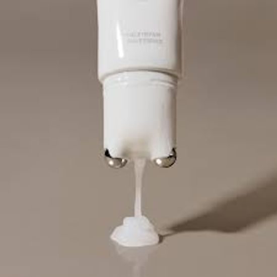 MARSHIQUE Anti-aging esence s Gua Sha aplikátorem Wrinkle Repair Gua Sha Essence (45 ml)