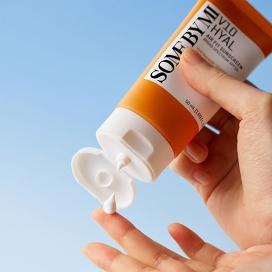 SOME BY MI V10 Opalovací krém Hyal Airfit Sunscreen SPF50 (50 ml)