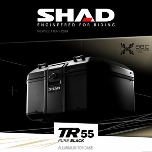 TR55 PURE BLACK je nová verze hliníkového topcase na 2 přilby.