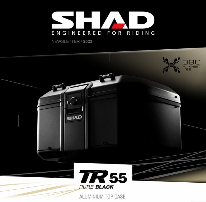 TR55 PURE BLACK je nová verze hliníkového topcase na 2 přilby.