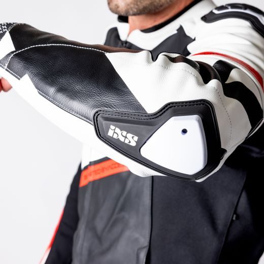 DVOUDÍLNÁ KOŽENÁ KOMBINÉZA IXS ACE 1.0 ČERNO-BÍLO-ČERVENÁ