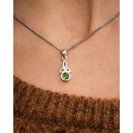 Dotek vesmíru – stříbrný amulet s vltavínem