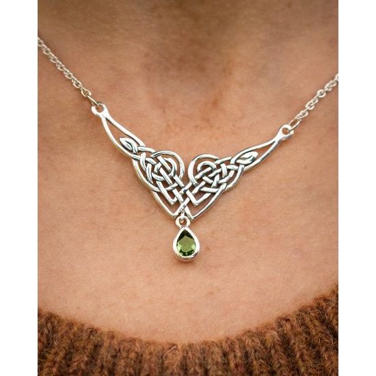 Lady Avalon, stříbrný náhrdelník s vltavínem