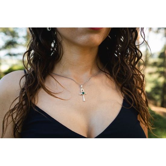 ANCH egyptský stříbrný přívěsek s malachitem