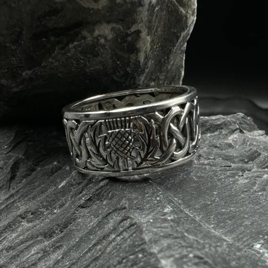 SKOTSKÝ PRSTEN S BODLÁKEM, stříbro 925