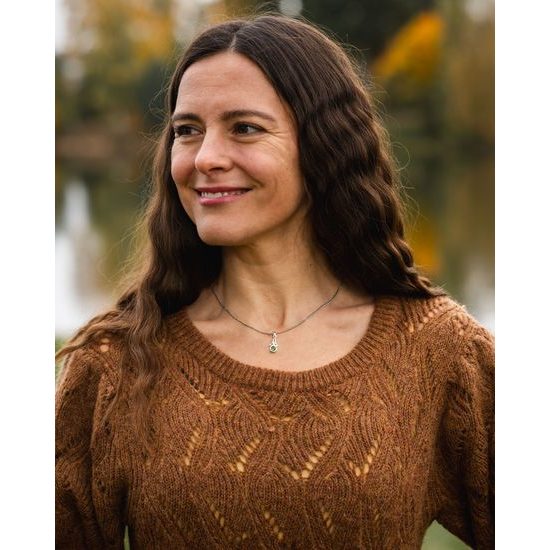 Dotek vesmíru – stříbrný amulet s vltavínem