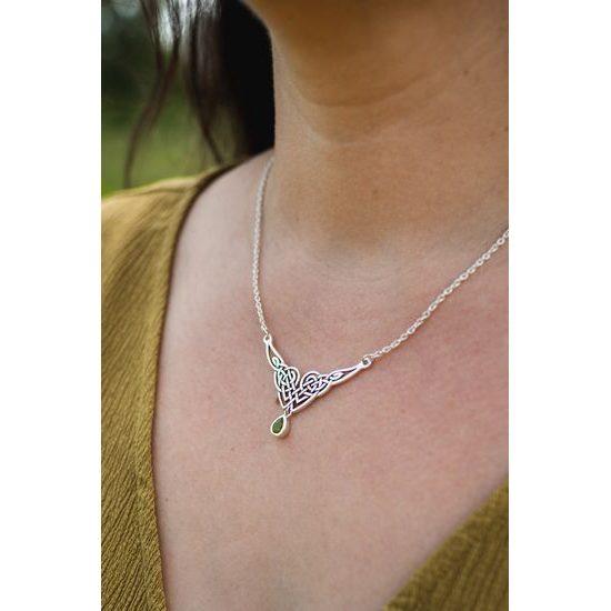 Lady Avalon, stříbrný náhrdelník s vltavínem