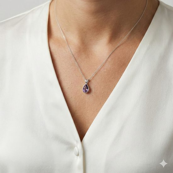 Zelená slza – stříbrný přívěsek s olivínem