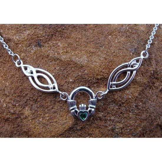 CLADDAGH, irský stříbrný náhrdelník